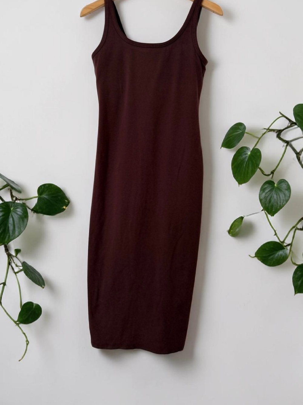 Vuori Halo Essential Midi Dress in Java/ Dark Brown